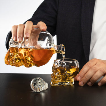 Skull Decanter Large Set with 4 Skull Shot Glasses-1